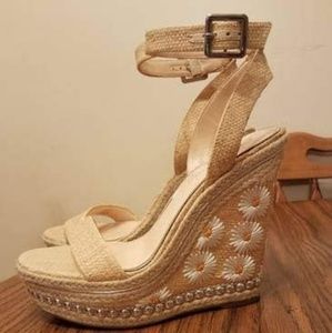Jessica Simpson wedge shoes size 9